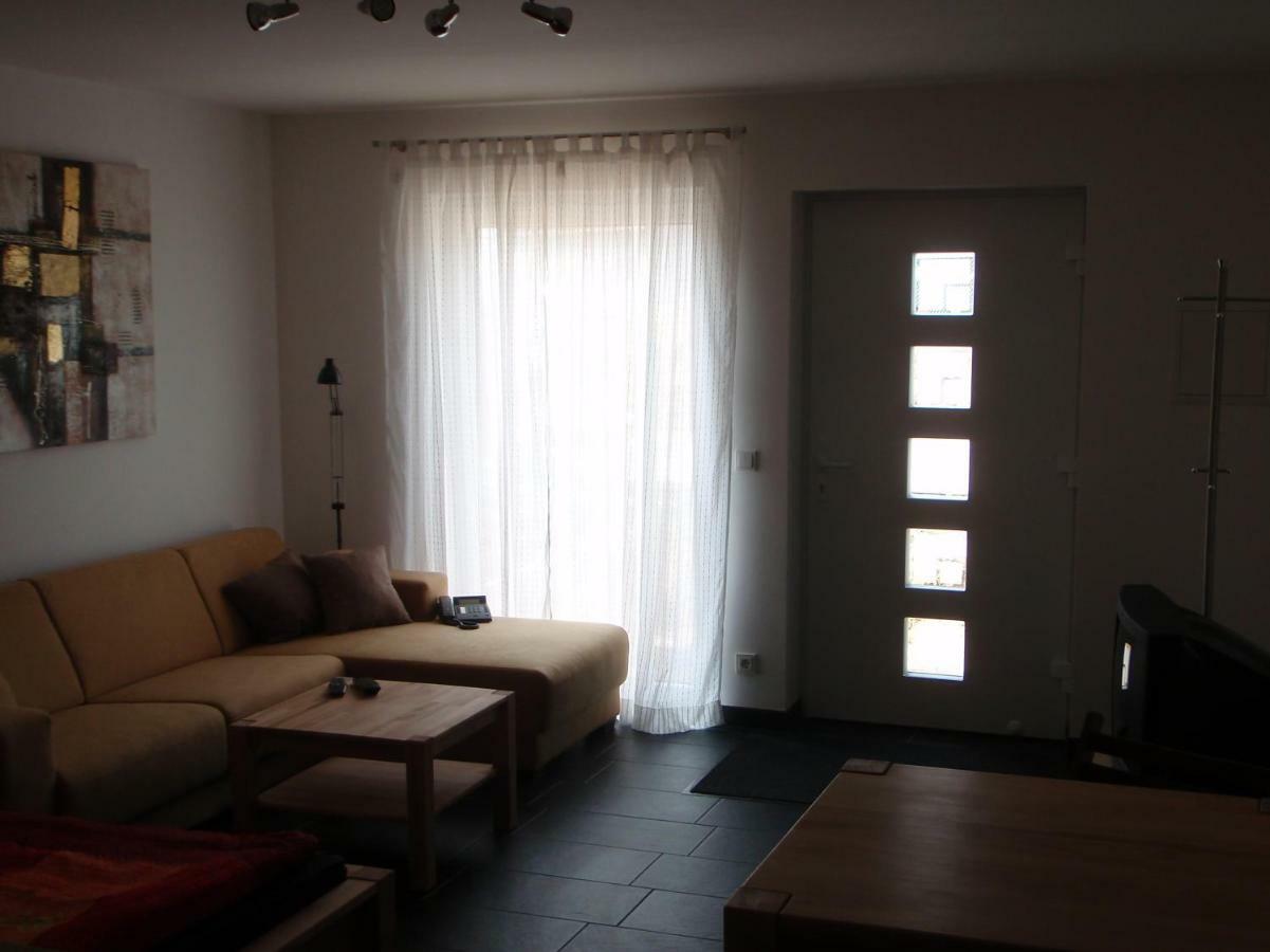 Ferienwohnung Mainz Bagian luar foto